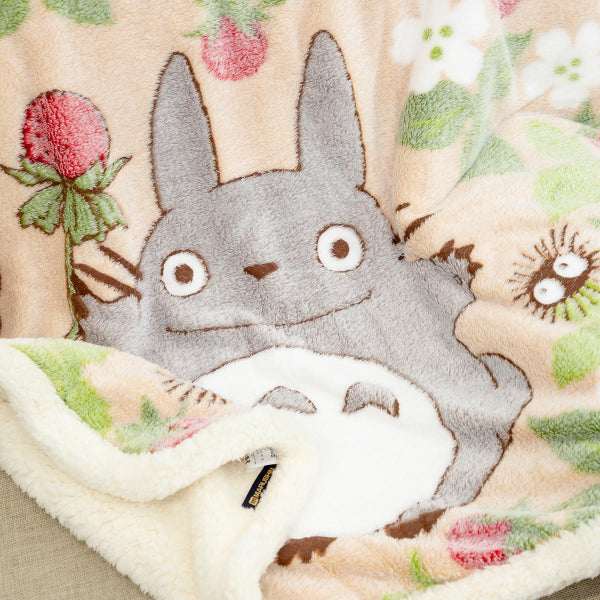 Marushin My Neighbor Totoro "I Found a Strawberry" Lap Blanket