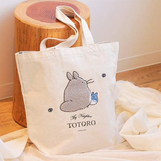 Studio Ghibli My Neighbor Totoro Vertical Embroidered Canvas Tote Bag [Turning Totoro]