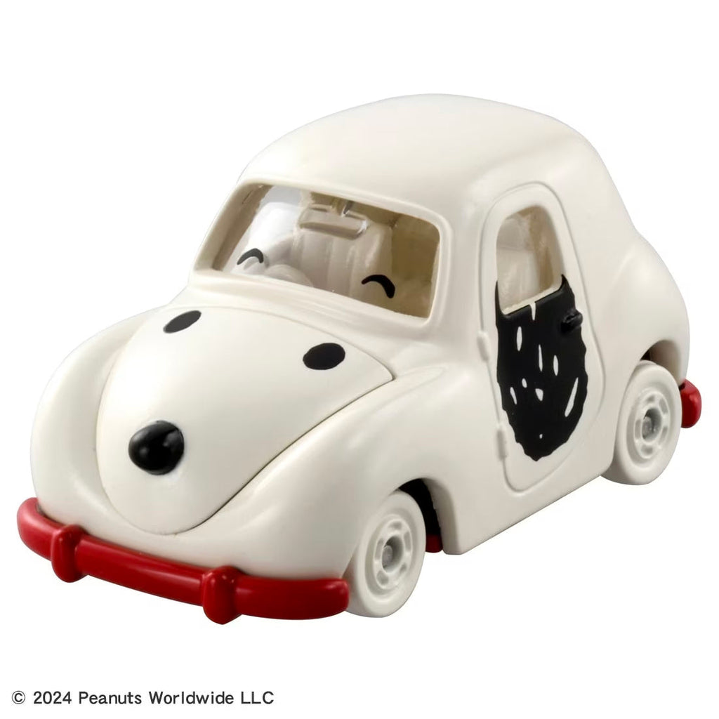 Takara Tomy Snoopy Car II Dream Tomica No. 153